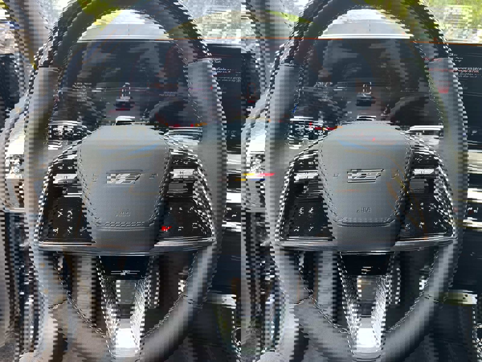 New 2026 Cadillac Lyriq V image 31