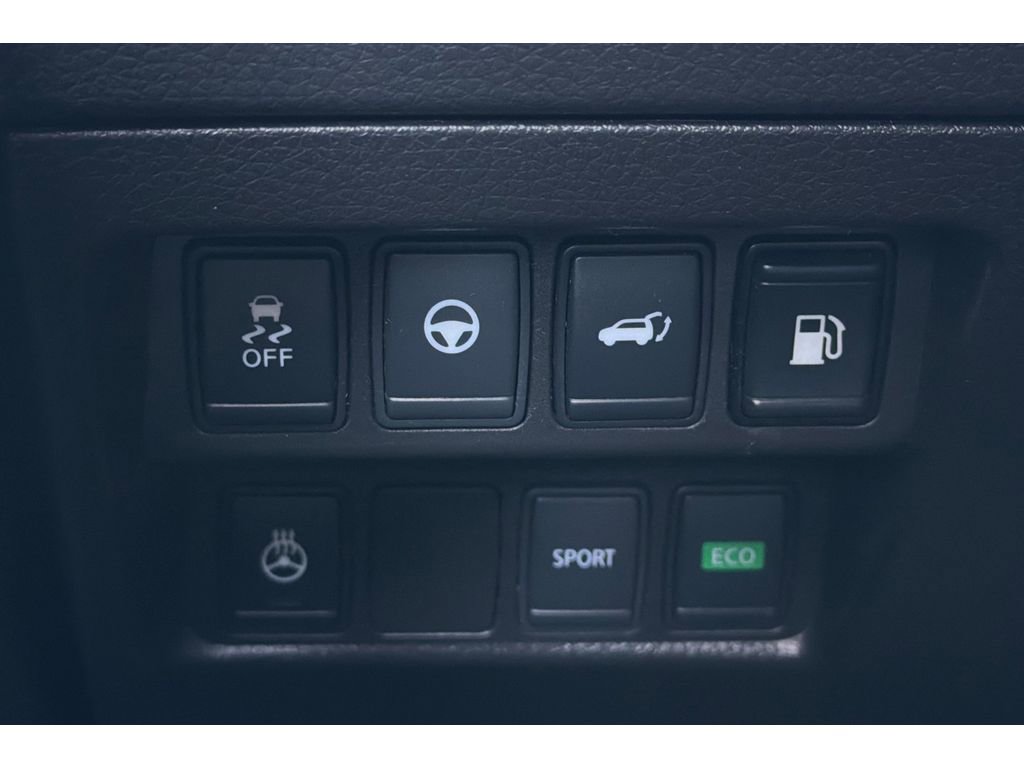 Used 2018 Nissan Rogue SL w/ Premium Package FWD image 32