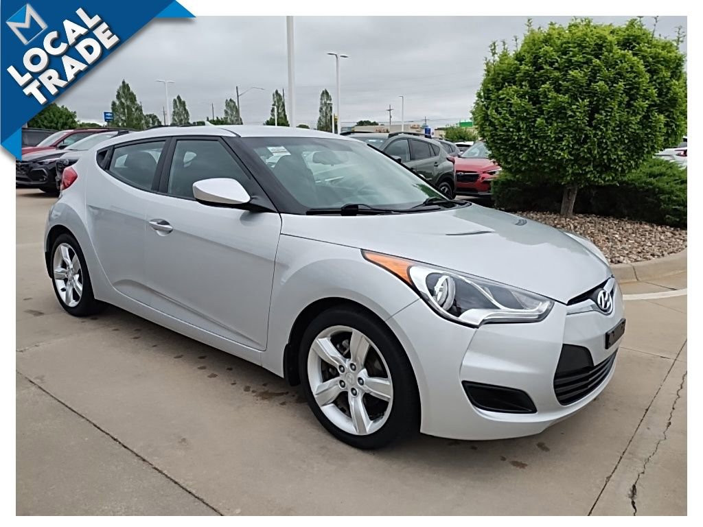 Used 2012 Hyundai Veloster FWD image 5
