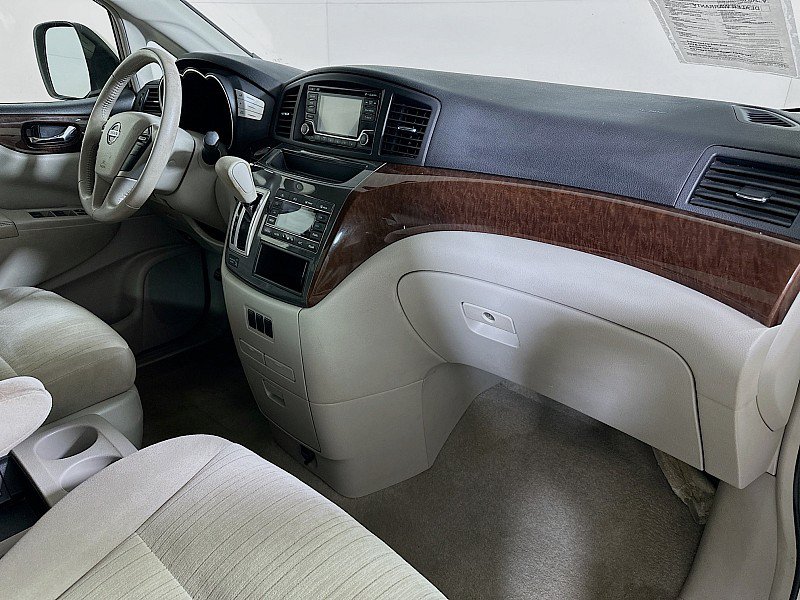 Used 2016 Nissan Quest SV FWD image 29