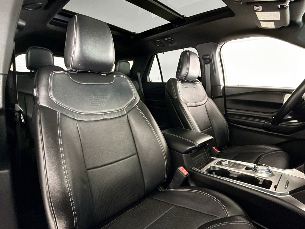 Used 2020 Ford Explorer ST w/ ST High-Performance Pack AWD/4WD image 14