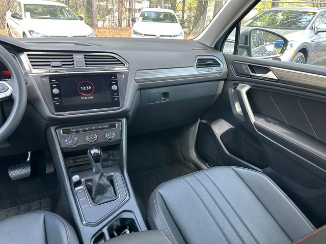 Used 2024 Volkswagen Tiguan Wolfsburg Edition image 15