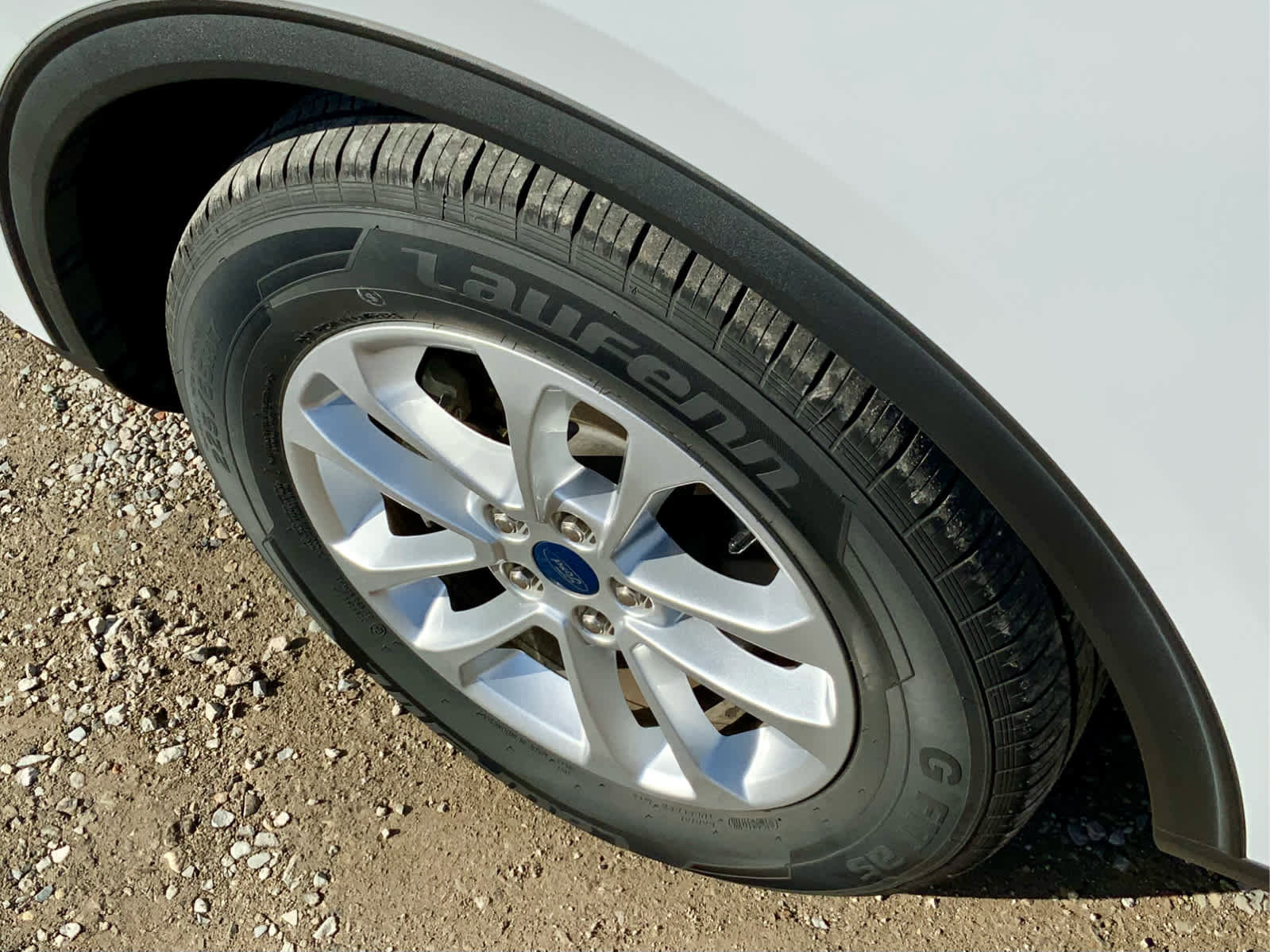 Used 2021 Ford Escape SE image 16