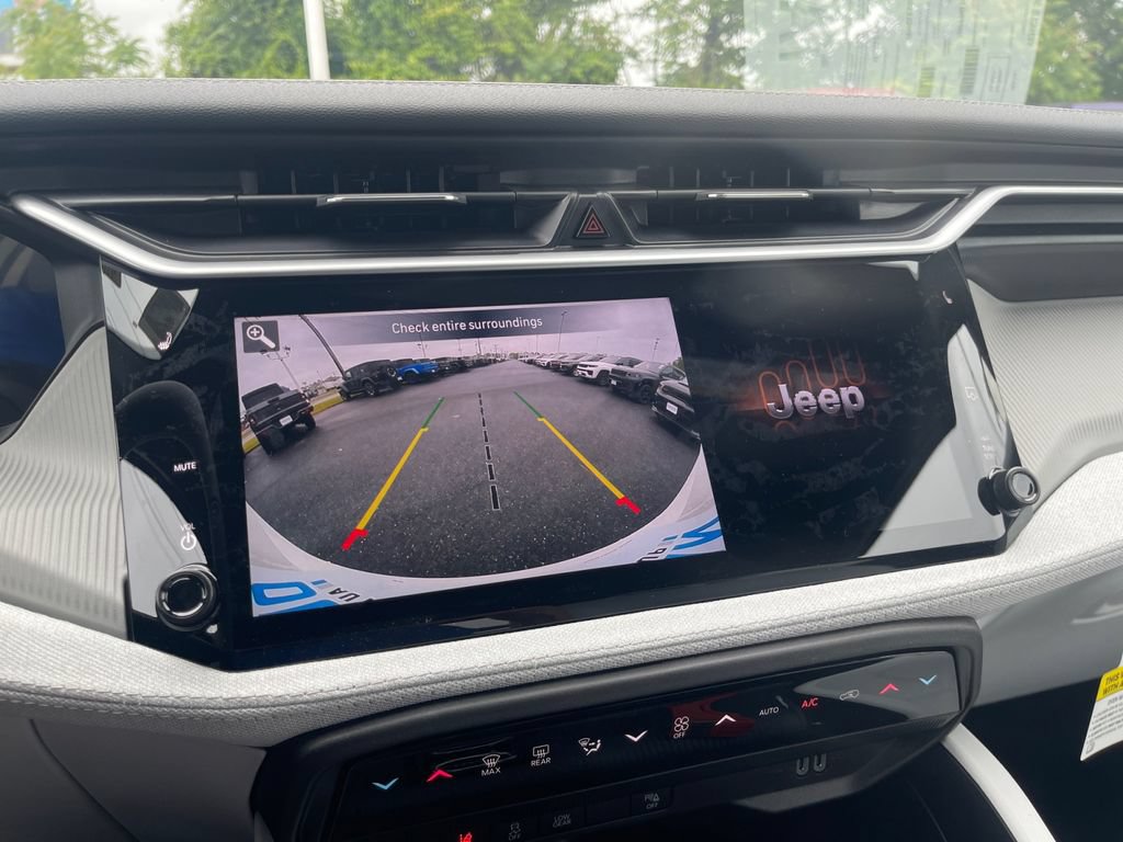 New 2026 Jeep Cherokee Laredo AWD/4WD image 20