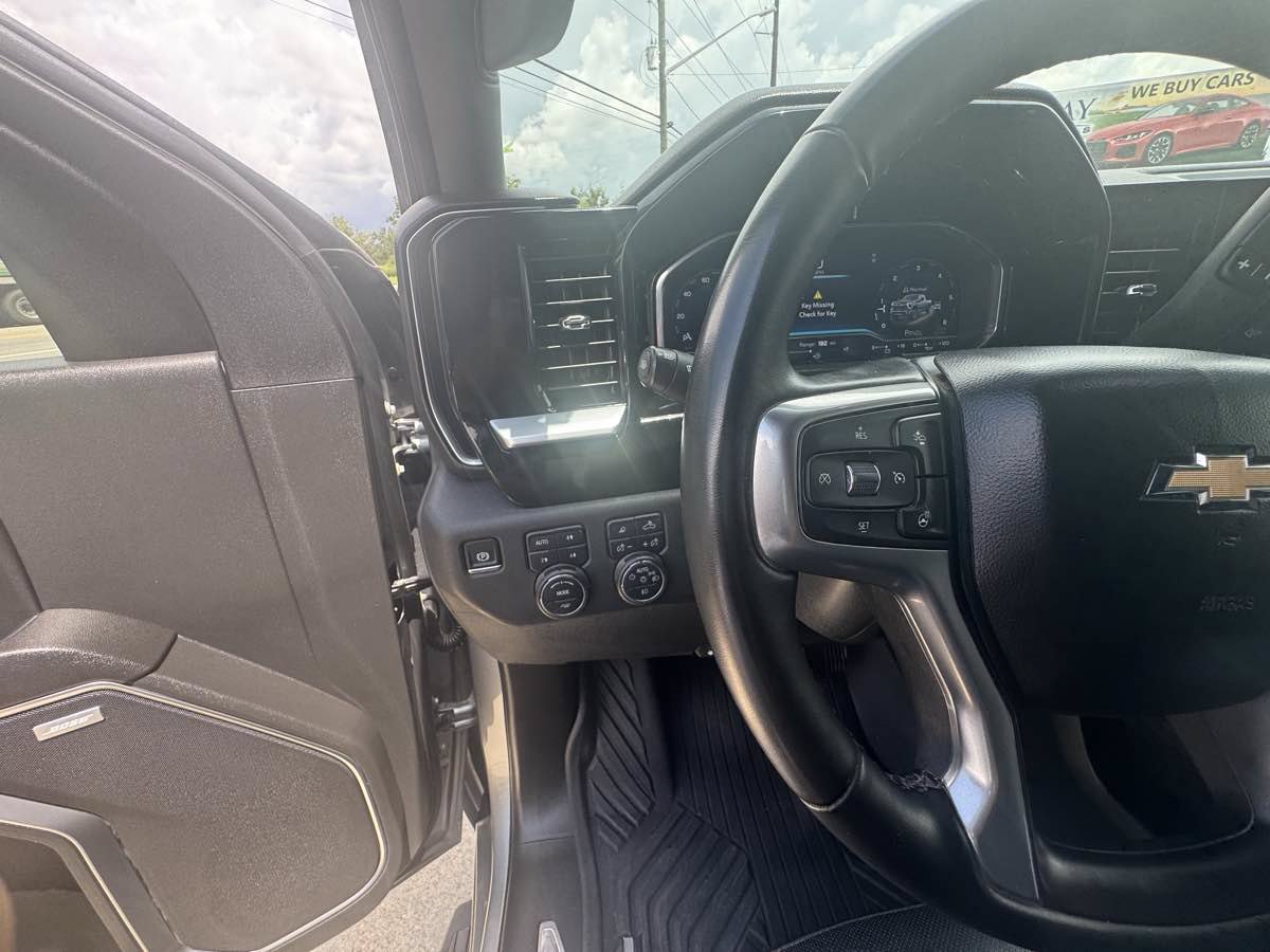 Used 2024 Chevrolet Silverado 2500 LTZ w/ LTZ Plus Package AWD/4WD image 15