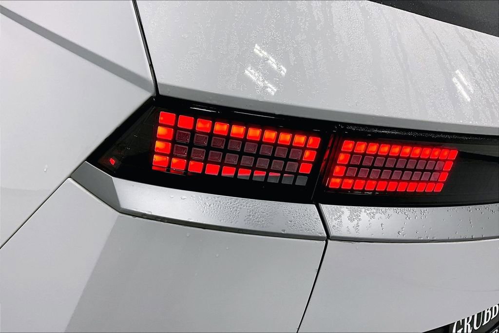 Used 2022 Hyundai Ioniq 5 SE w/ Cargo Package image 37