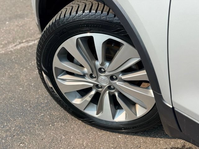Used 2019 Buick Encore Preferred AWD/4WD image 26