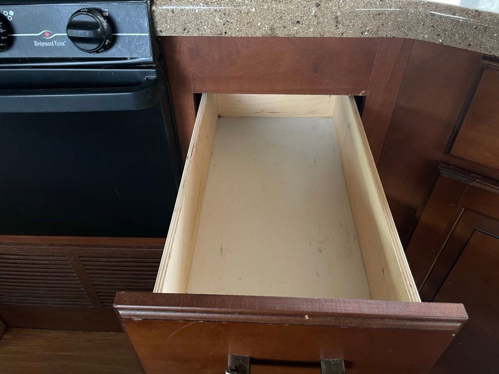 Used 2013 Ford E-450 and Econoline 450 Super Duty w/ Motorhome Prep Pkg RWD image 63