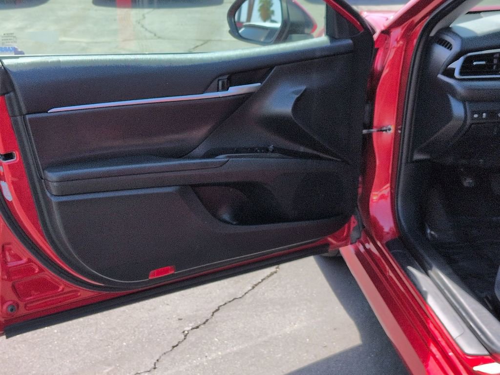 Used 2024 Toyota Camry LE image 25