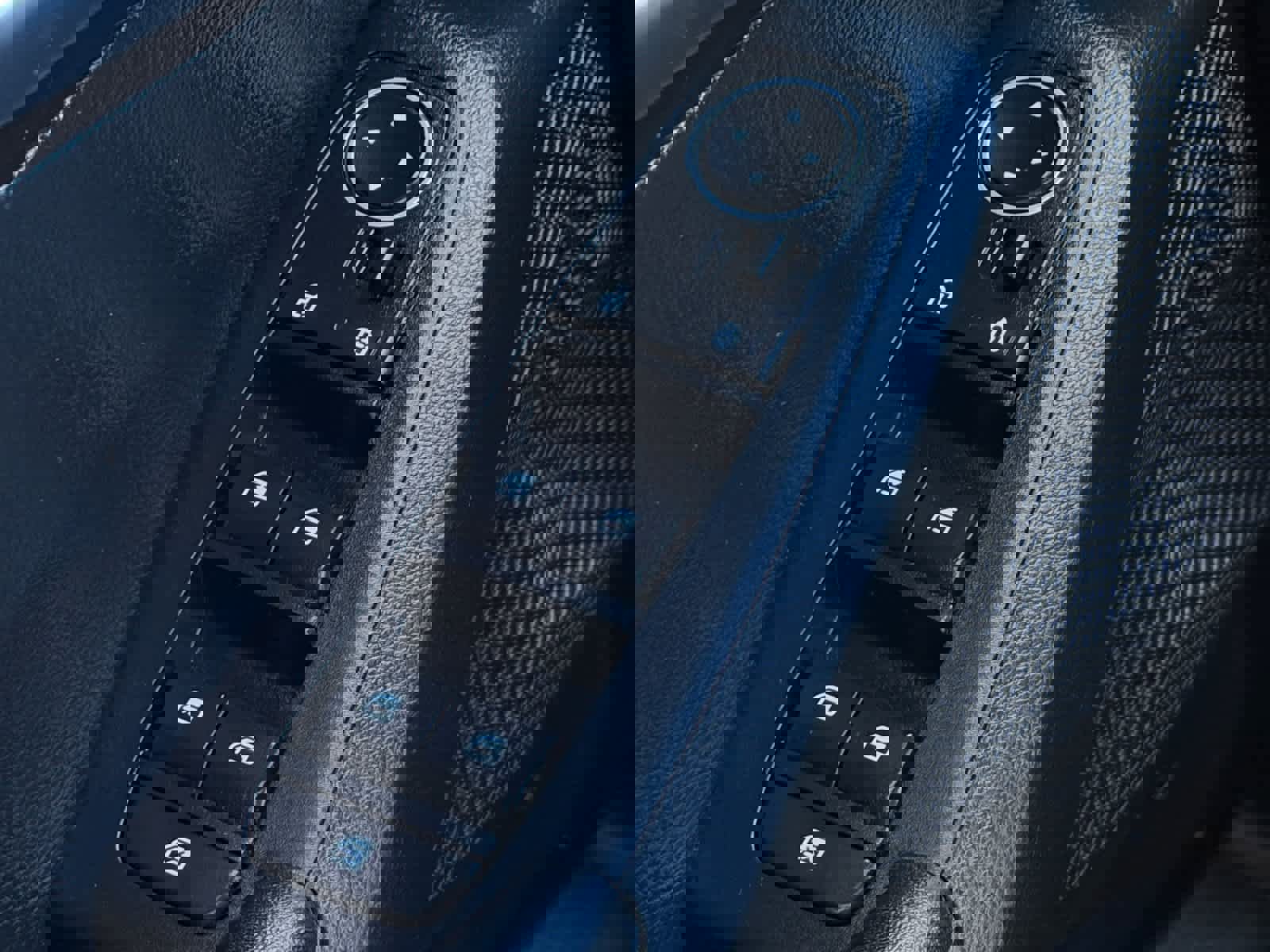 Used 2023 Kia Seltos S image 18