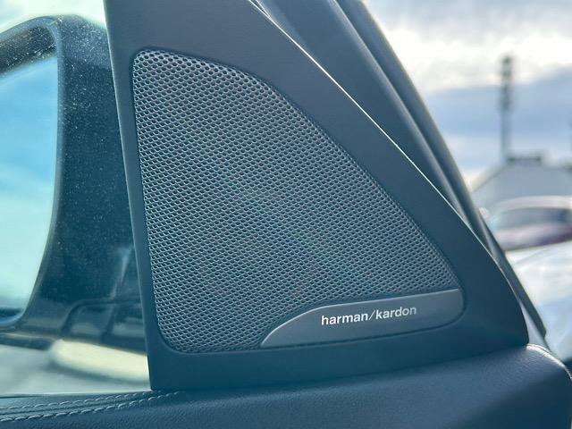 Certified 2024 BMW X6 xDrive40i w/ Executive Package image 21