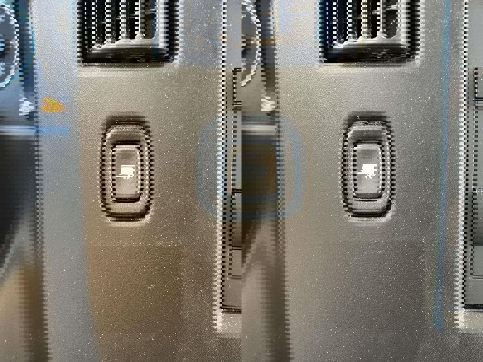 Used 2024 Chevrolet Express 2500 w/ Driver Convenience Package image 23