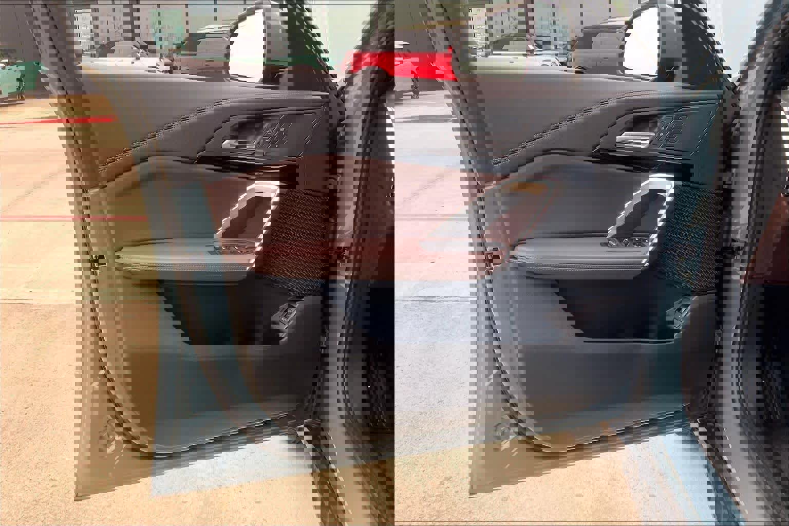 Certified 2025 BMW X2 xDrive28i image 25