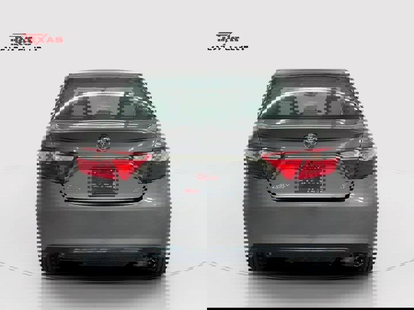 Used 2016 Toyota Camry SE image 6