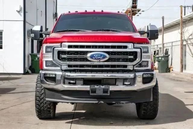 Used 2017 Ford F250 Platinum w/ Platinum Ultimate Package AWD/4WD image 8