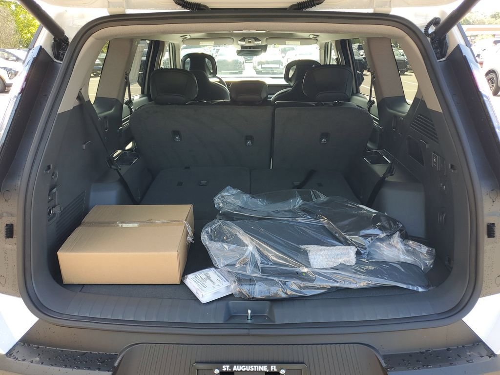 New 2026 Kia EV9 Light RWD image 18