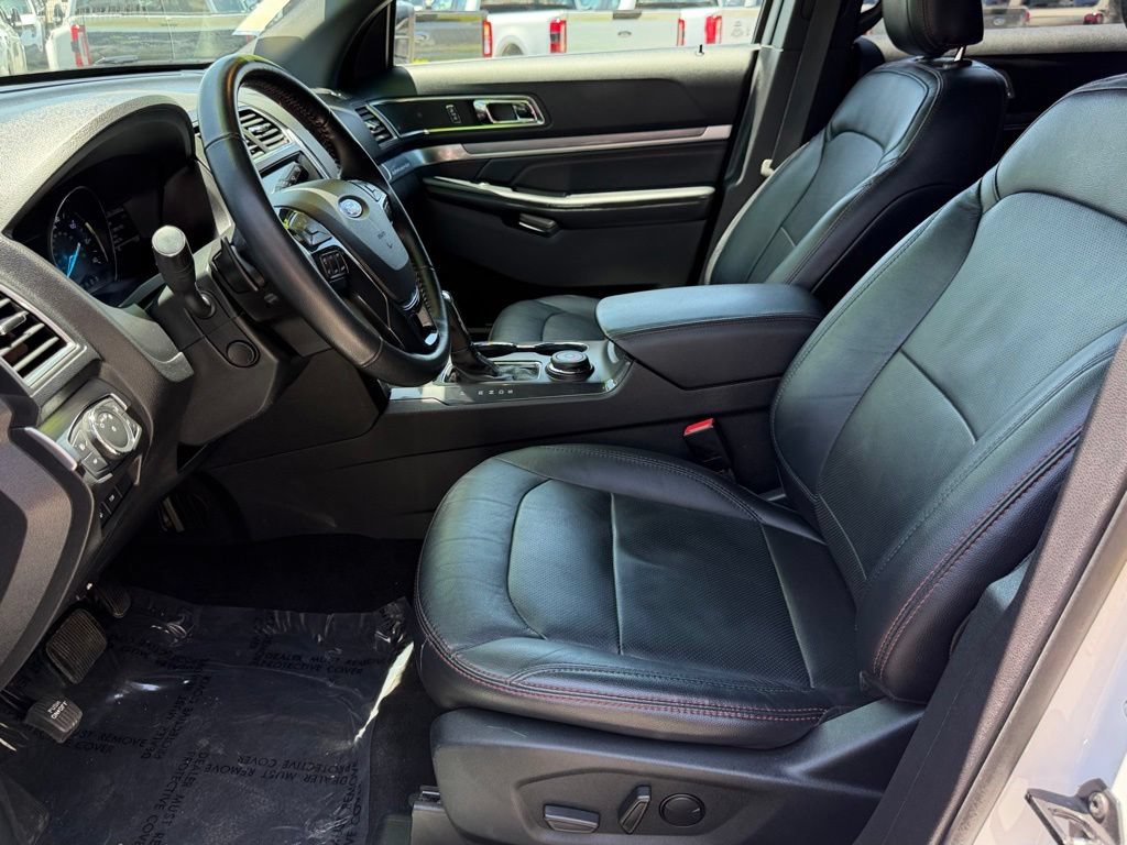 Used 2019 Ford Explorer Sport w/ Equipment Group 401A AWD/4WD image 18