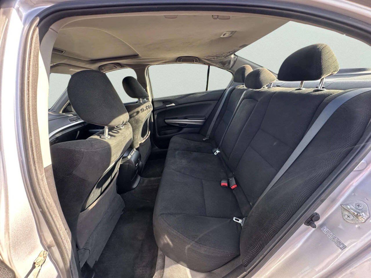 Used 2010 Honda Accord EX image 17