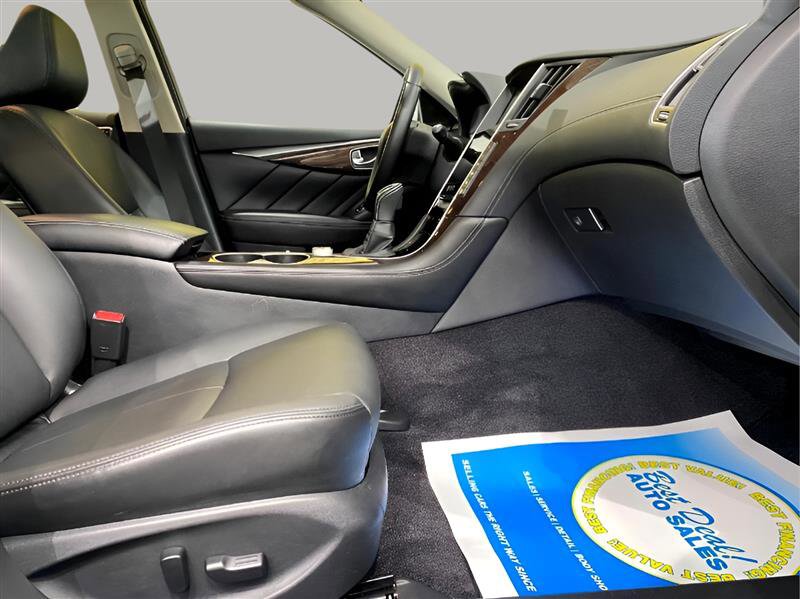 Used 2019 INFINITI Q50 Luxe w/ Essential Package (3.0T Luxe) image 24