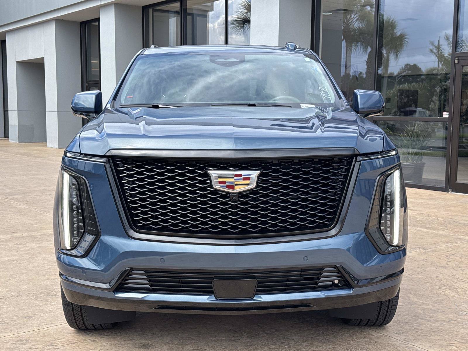 Used 2025 Cadillac Escalade Sport Platinum AWD/4WD image 8