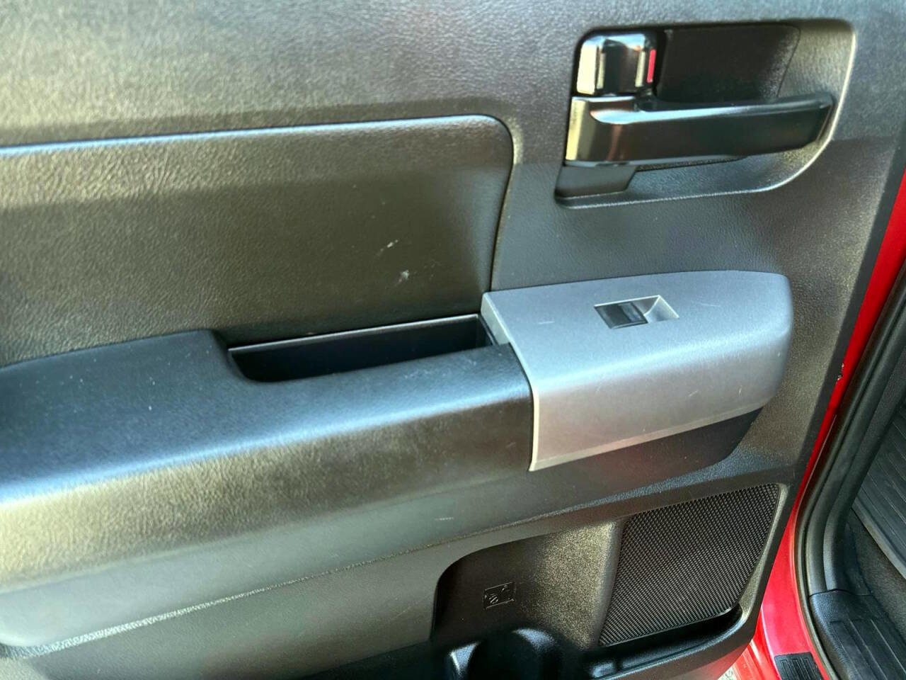 Used 2013 Toyota Tundra 4x4 Double Cab w/ Tow Pkg image 12