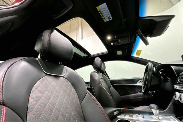 Used 2019 Genesis G70 3.3T Dynamic image 16