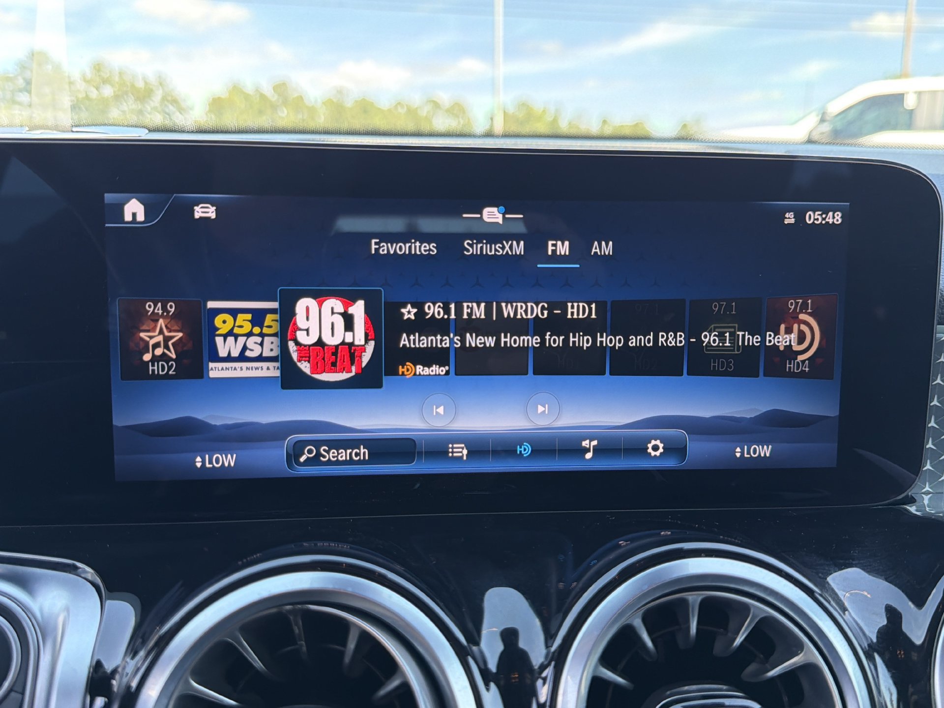 Used 2025 Mercedes-Benz GLB 250 image 6