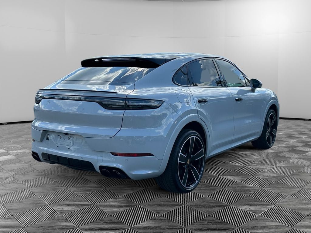 Used 2023 Porsche Cayenne S AWD/4WD image 6