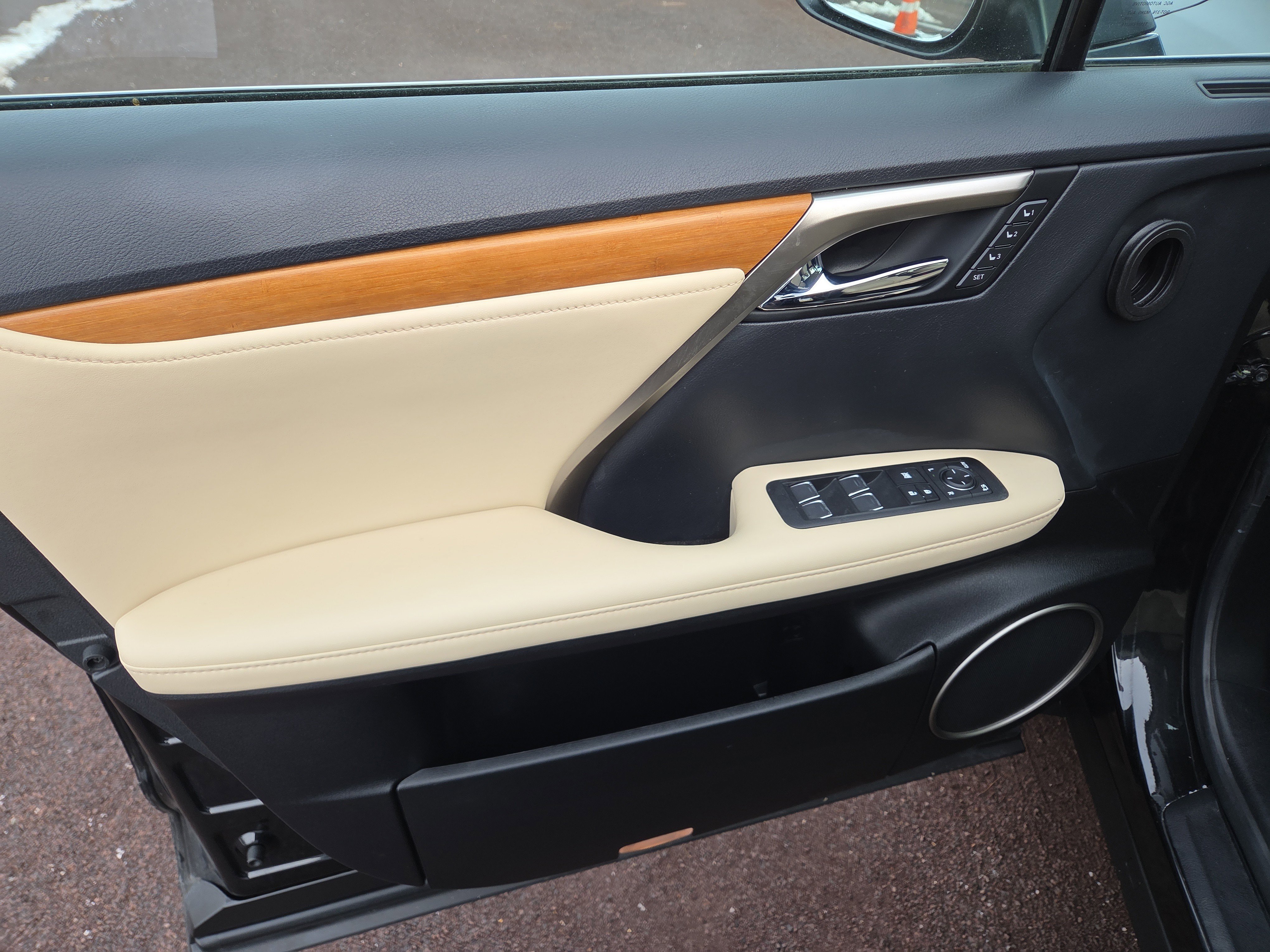 Certified 2022 Lexus RX 350 AWD w/ Premium Package image 14