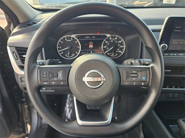 Used 2024 Nissan Rogue SV image 17