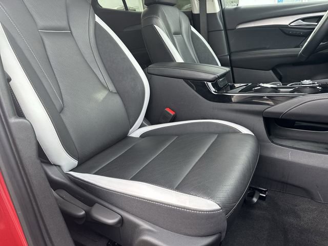 Certified 2025 Buick Envision Sport Touring image 28