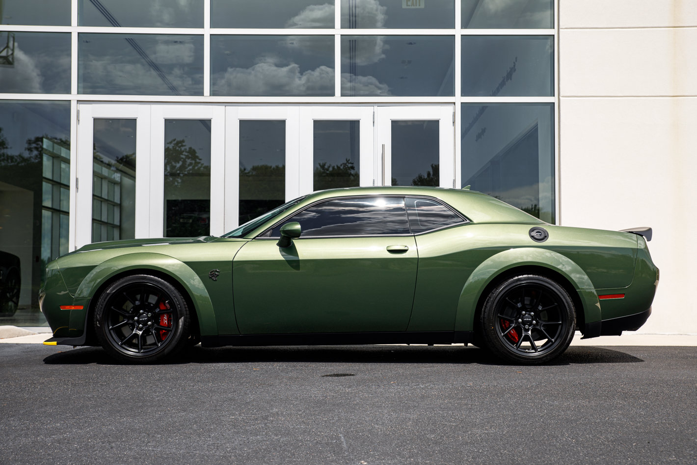 Used 2021 Dodge Challenger SRT Hellcat Redeye RWD image 8