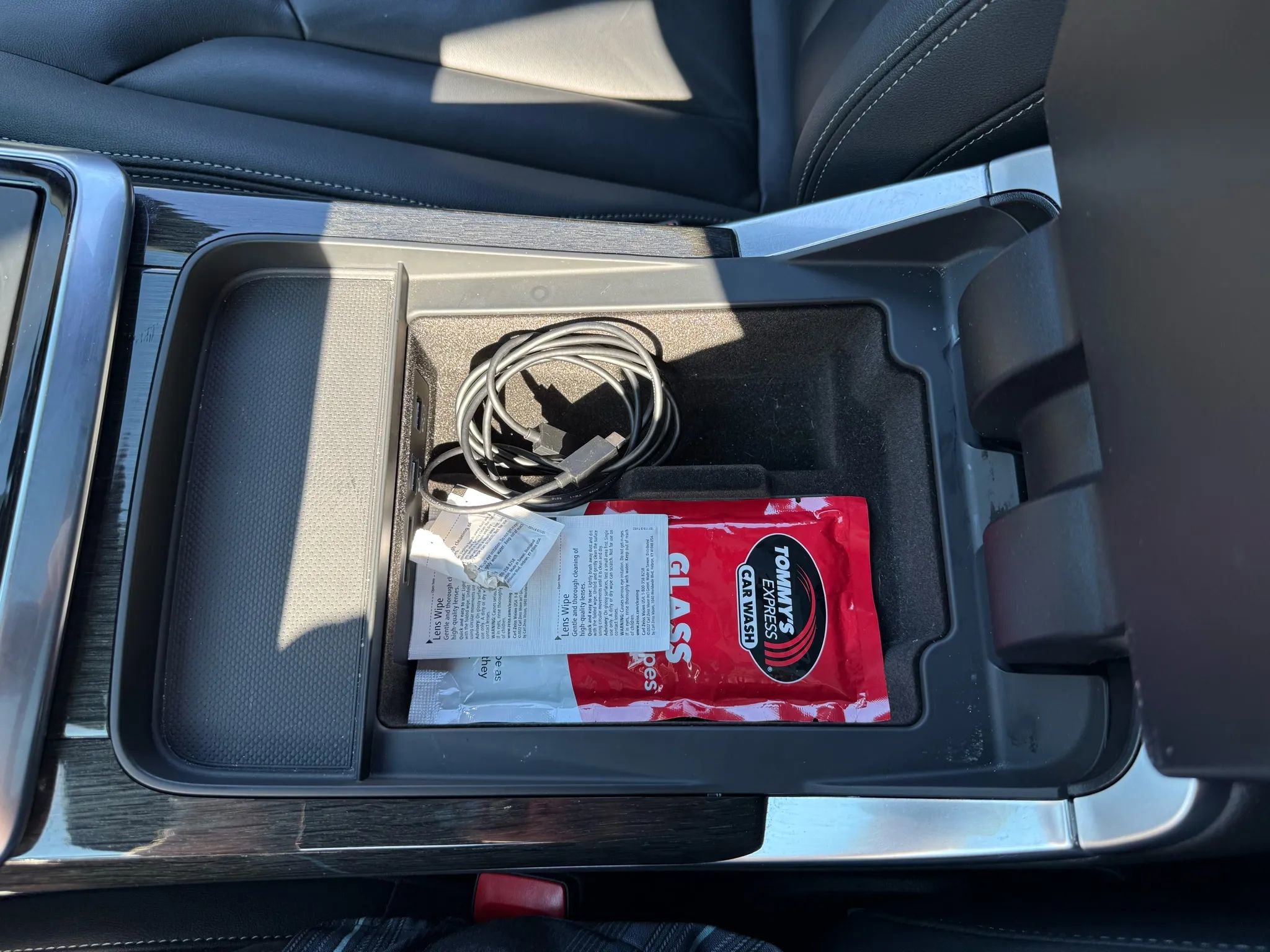 Used 2019 Audi Q8 Premium w/ Convenience Package image 27