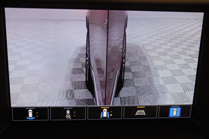 Used 2021 GMC Acadia Denali w/ Denali Technology Package AWD/4WD image 56