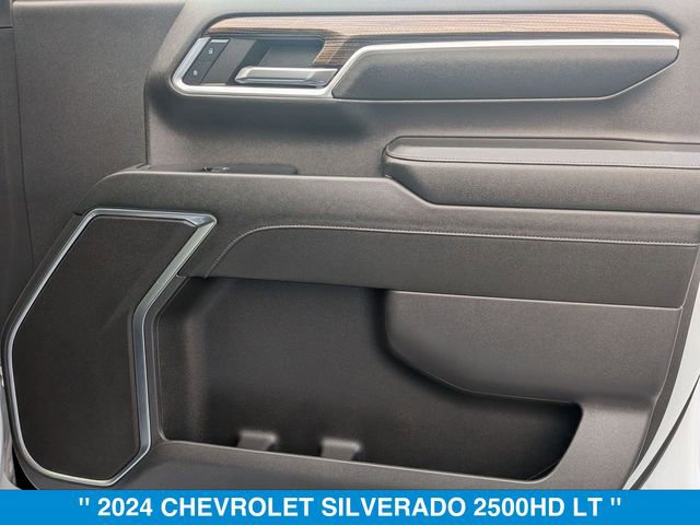 Certified 2024 Chevrolet Silverado 2500 LT w/ Convenience Package image 35