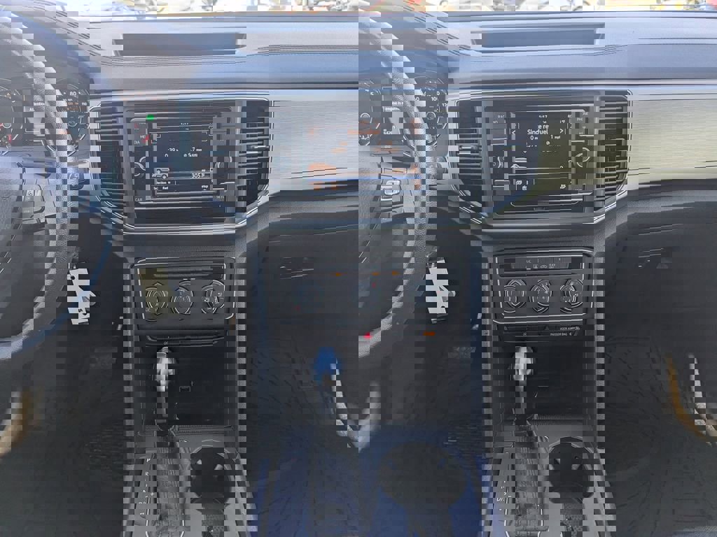 Used 2019 Volkswagen Atlas S image 12