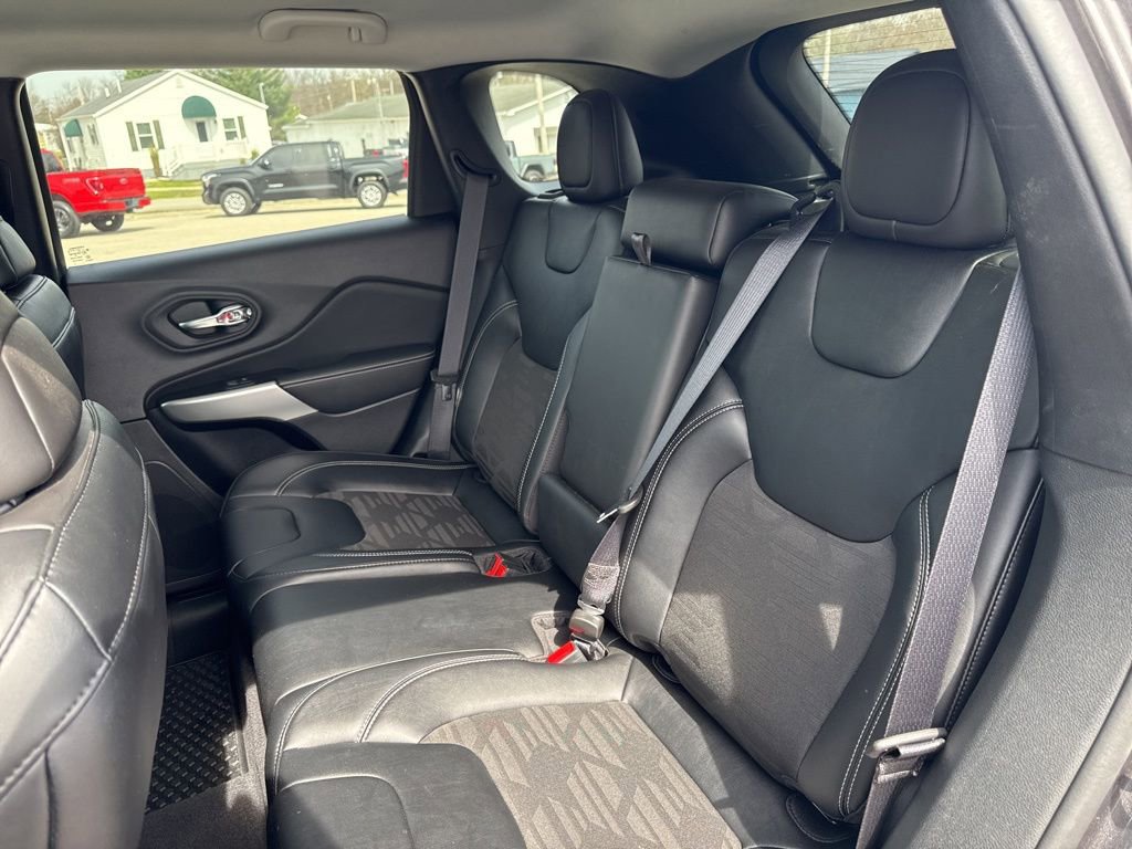 Used 2022 Jeep Cherokee Latitude image 15