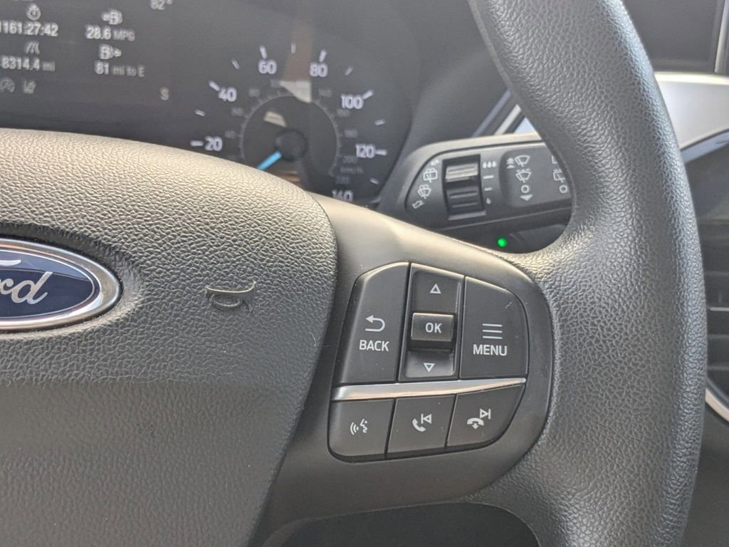Certified 2020 Ford Escape SE image 29