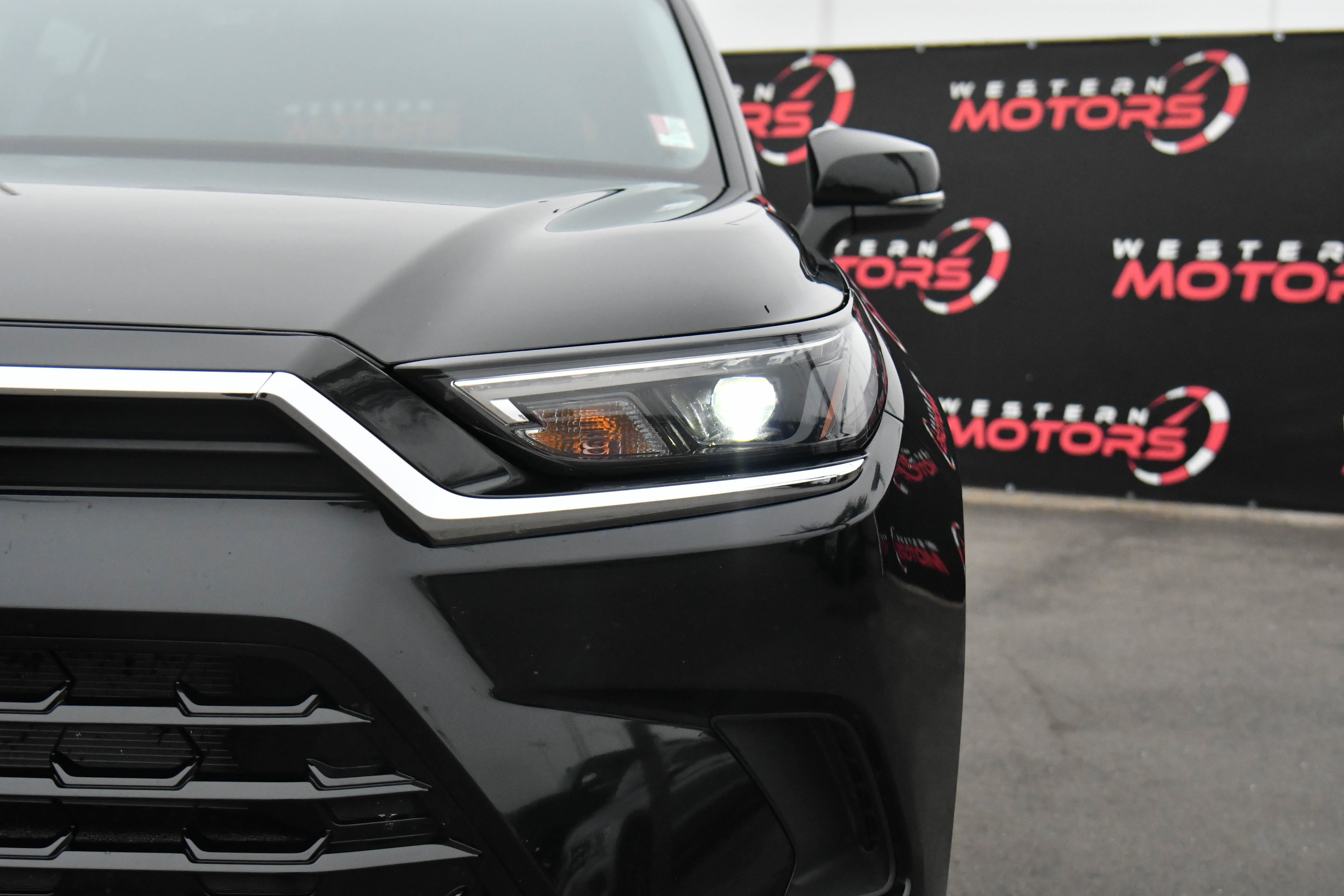 Used 2025 Toyota Grand Highlander AWD image 11