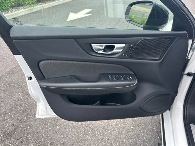 Certified 2024 Volvo S60 B5 Plus AWD/4WD image 19