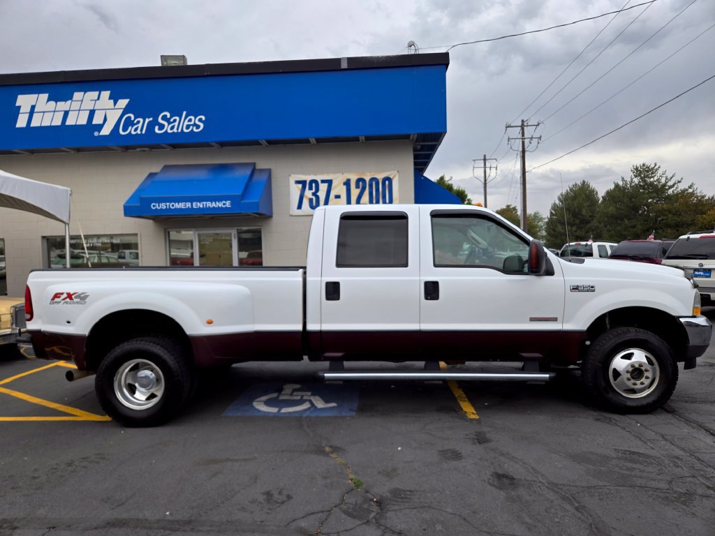 Used 2004 Ford F350 Lariat AWD/4WD image 2