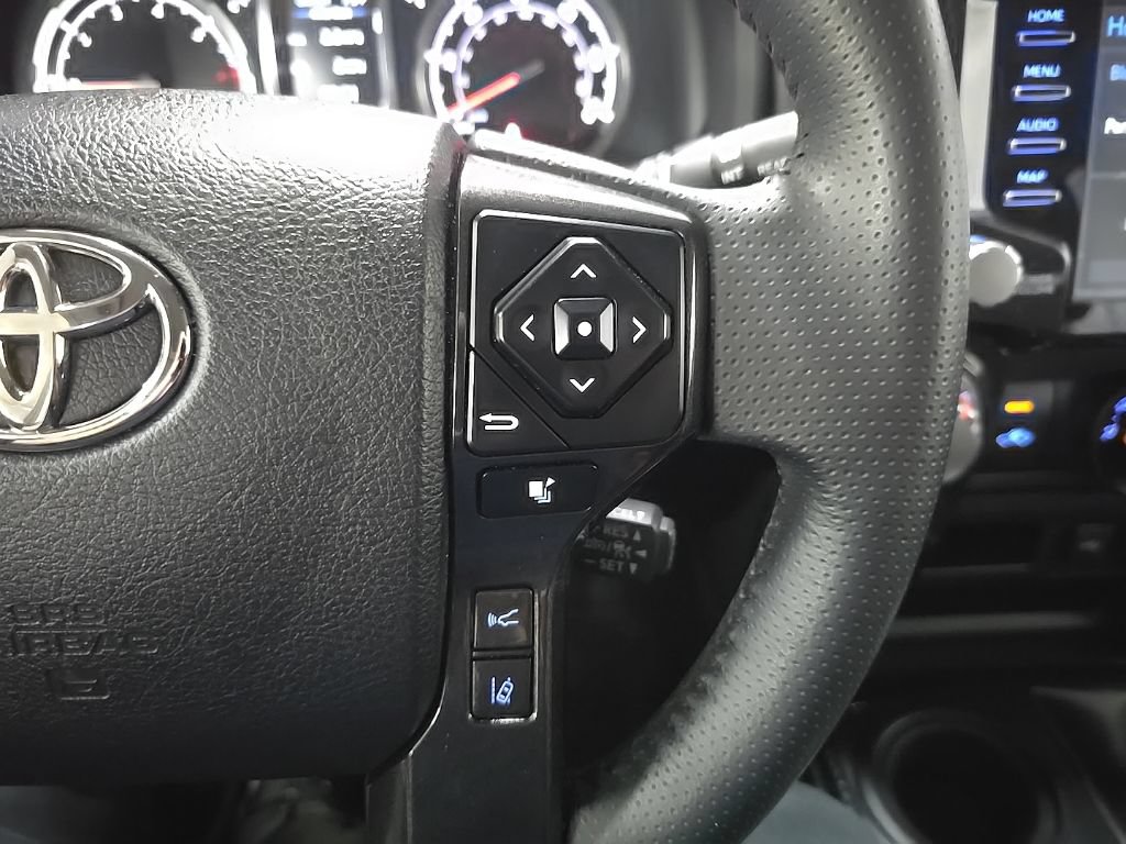 Used 2021 Toyota 4Runner TRD Off-Road Premium w/ Moonroof Package AWD/4WD image 22