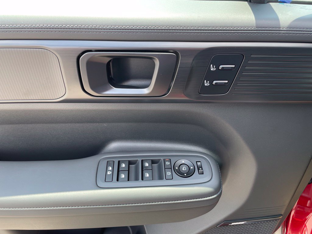 New 2026 Hyundai Santa Fe Calligraphy AWD/4WD image 8