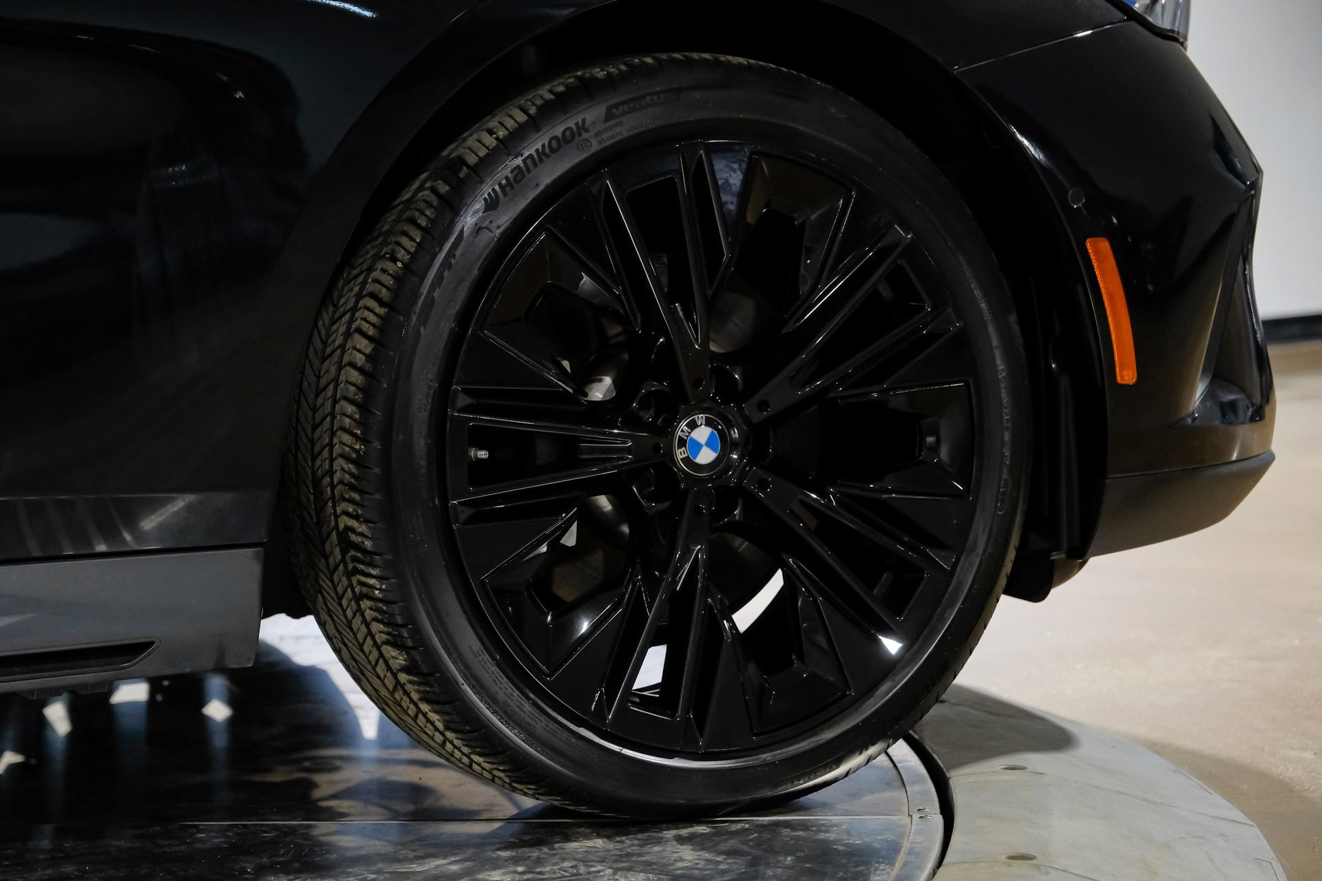 Used 2024 BMW 530i image 60