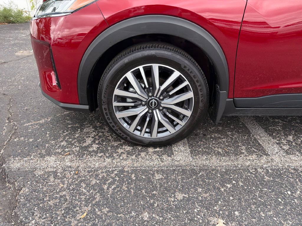 Certified 2024 Nissan Kicks SV FWD image 26