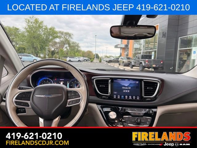 Used 2019 Chrysler Pacifica Limited FWD image 7