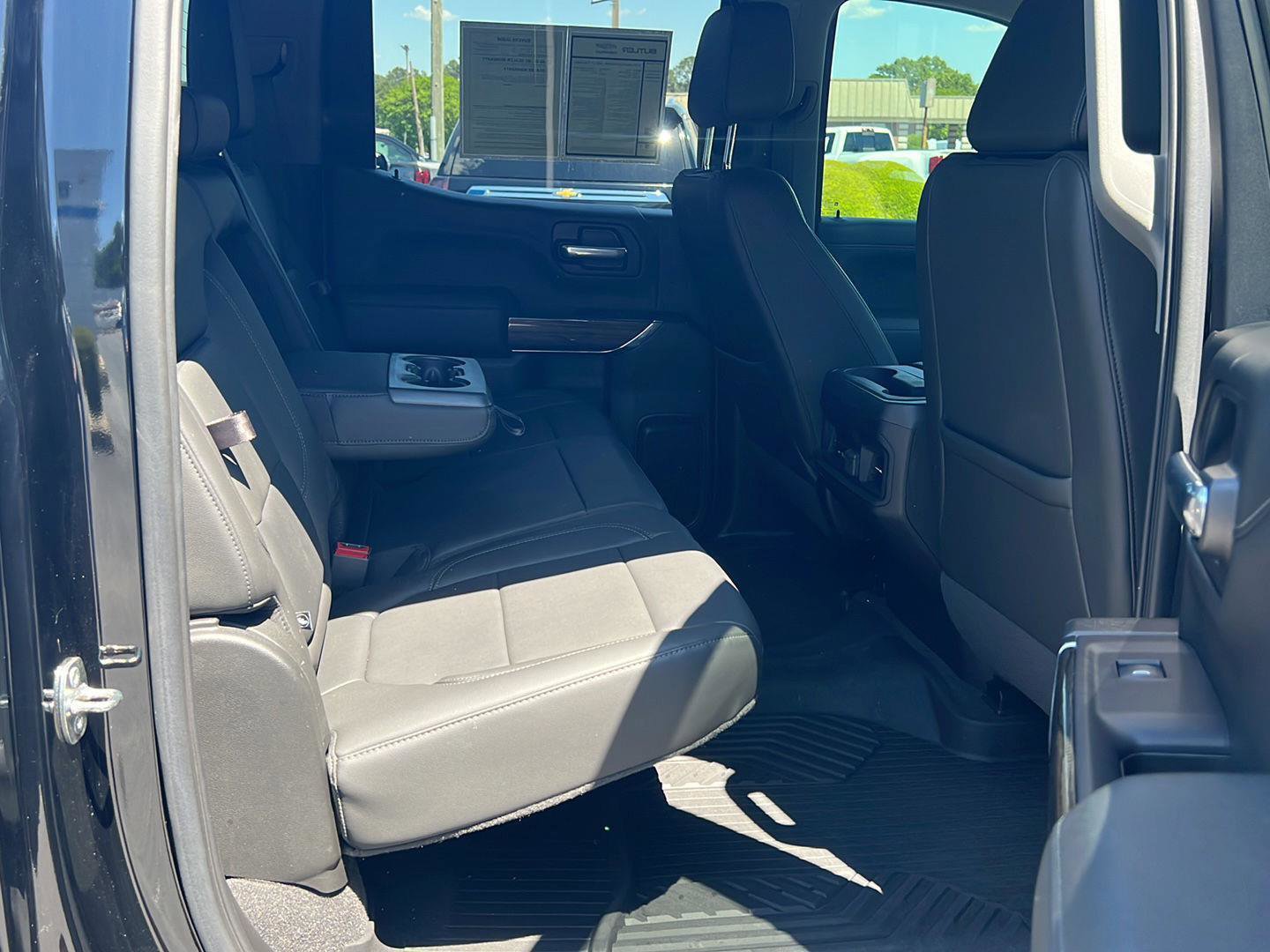 Used 2020 Chevrolet Silverado 1500 LT Trail Boss AWD/4WD image 12