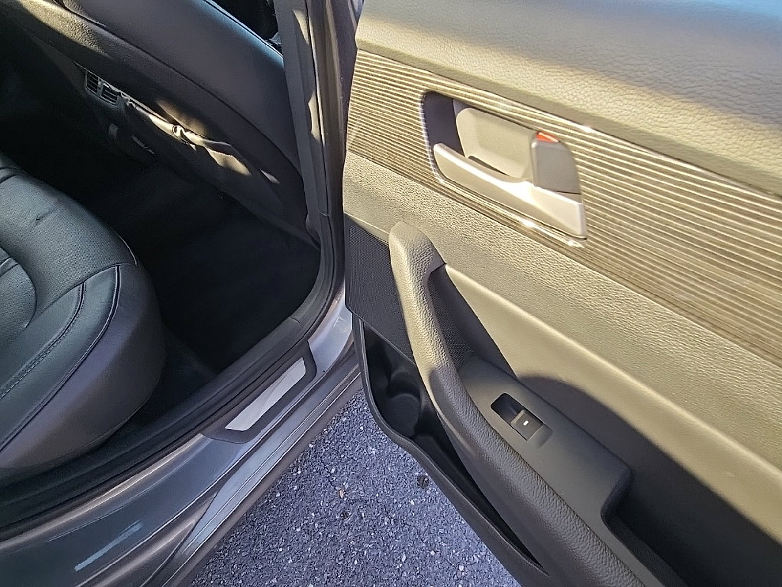 Used 2018 Hyundai Sonata Limited image 42