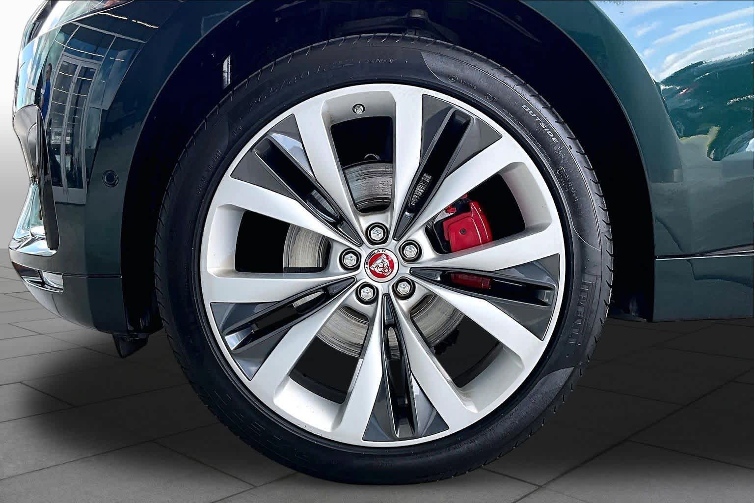 Used 2017 Jaguar F-PACE S AWD/4WD image 11