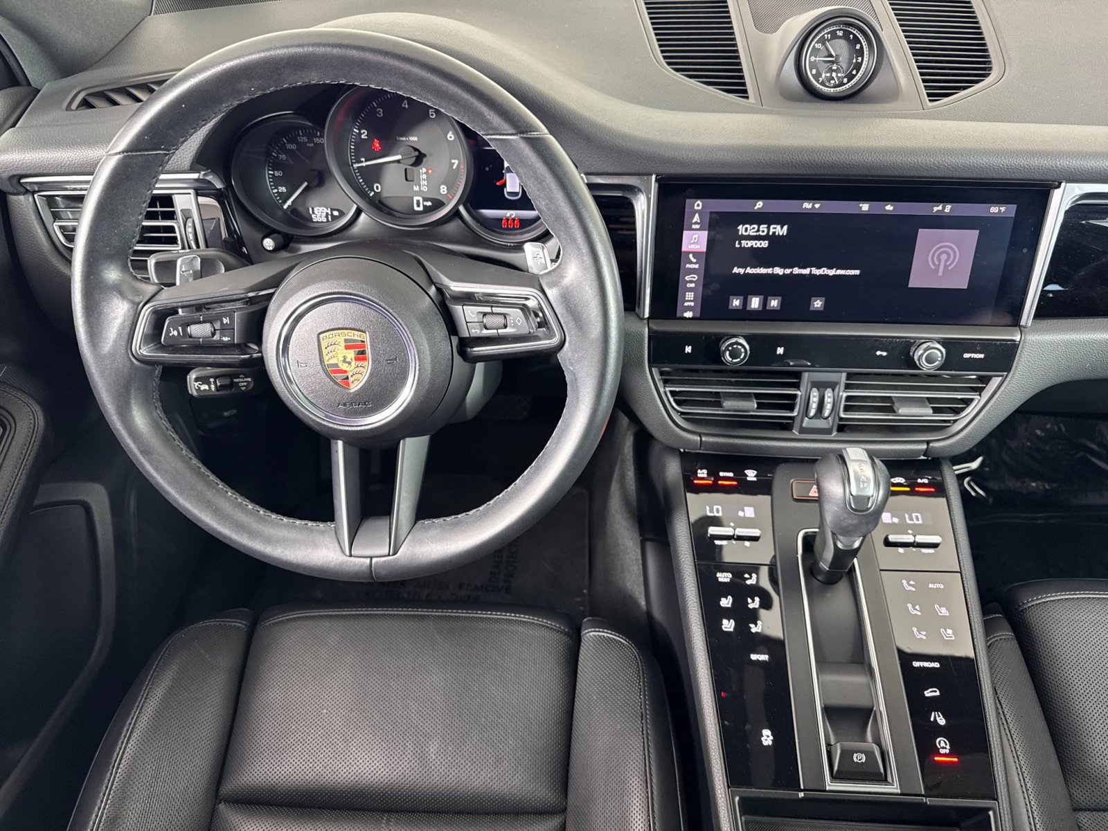 Certified 2025 Porsche Macan w/ Premium Package Plus AWD/4WD image 14